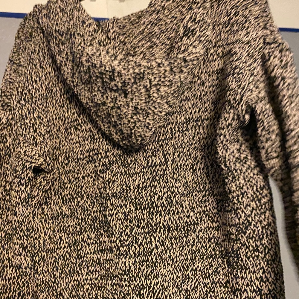 Sweater - Picture 2 of 3